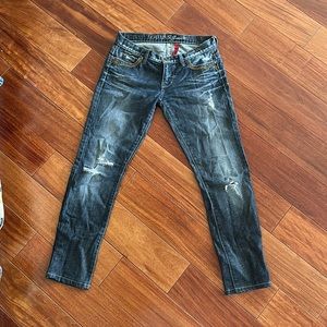 Guess 27 low rise jeans with butterfly embroidered pockets